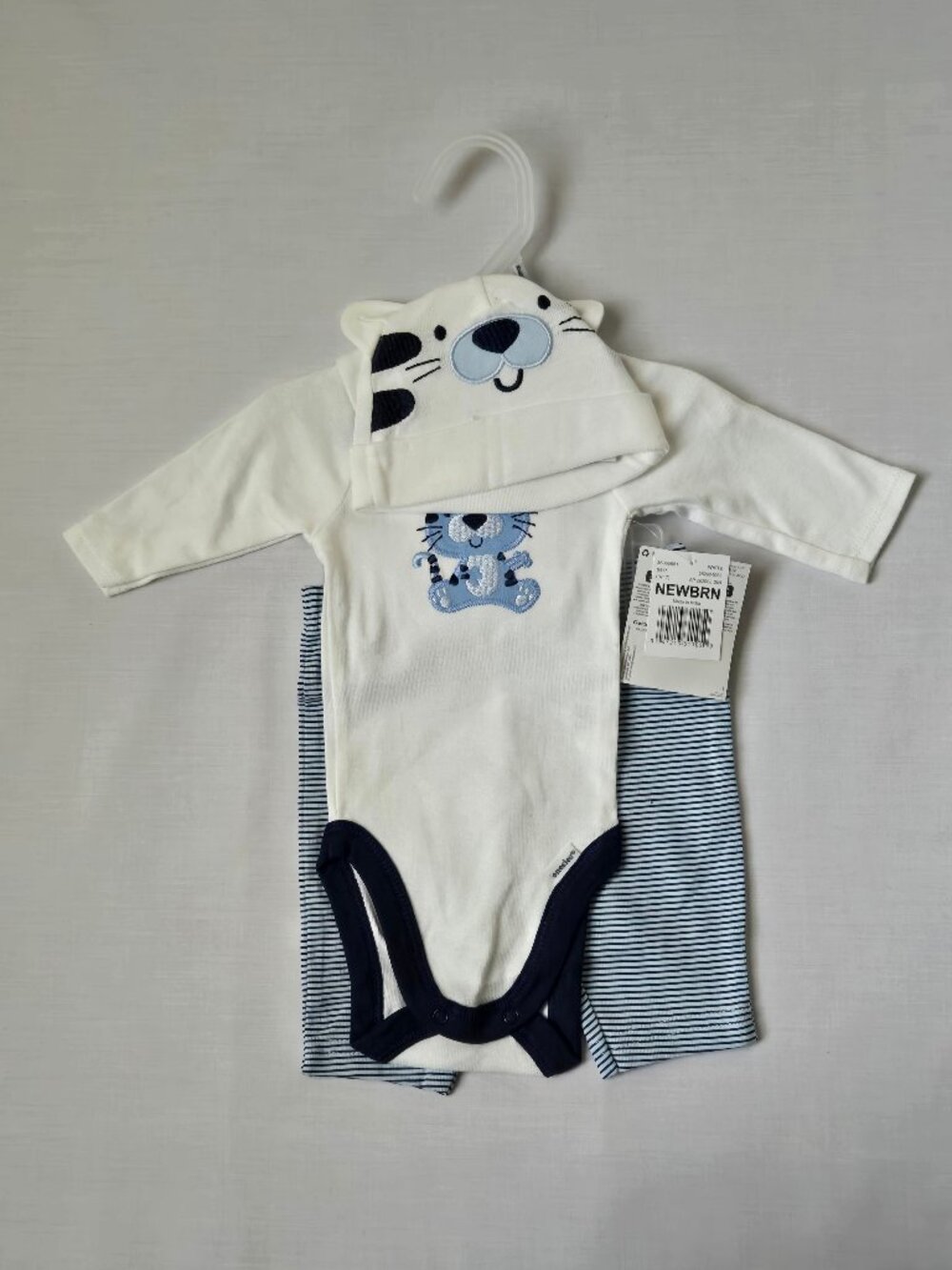 Gerber Baby Boy Newborn 3 Piece Bear Bodysuit Pants Hat Set NWT